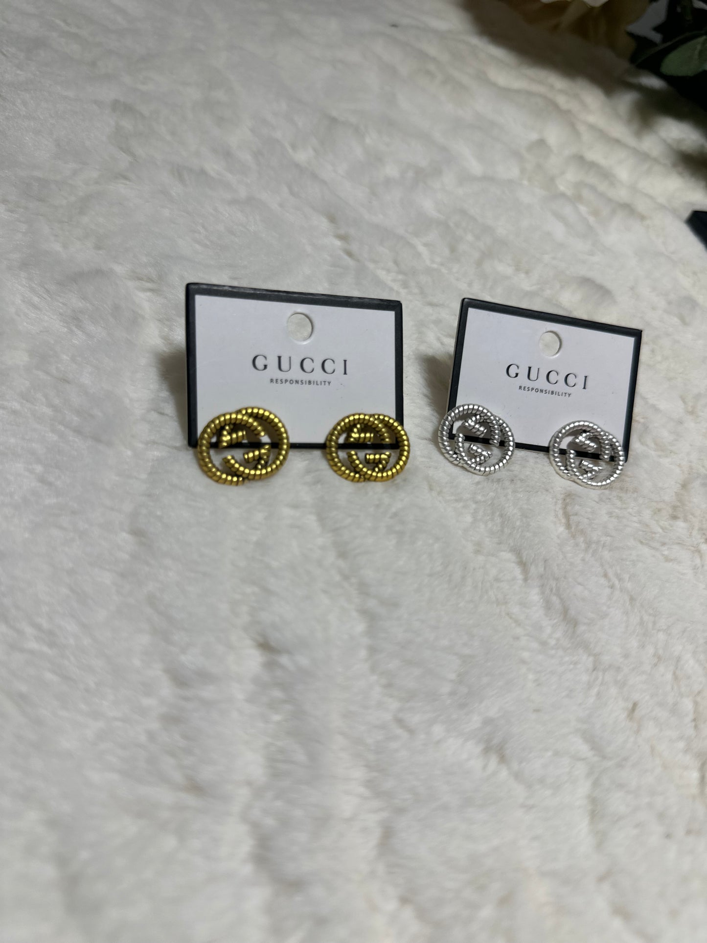 Pendientes estilo G