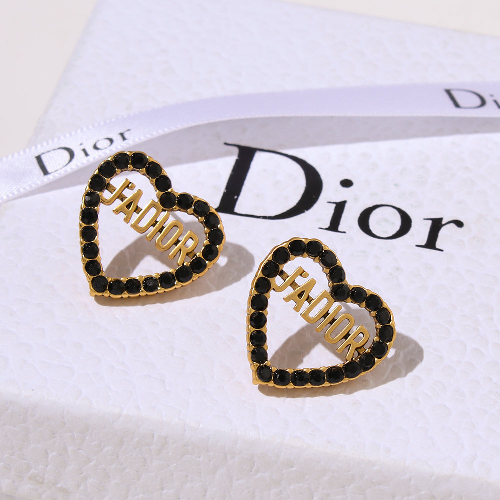 Pendientes de jadi