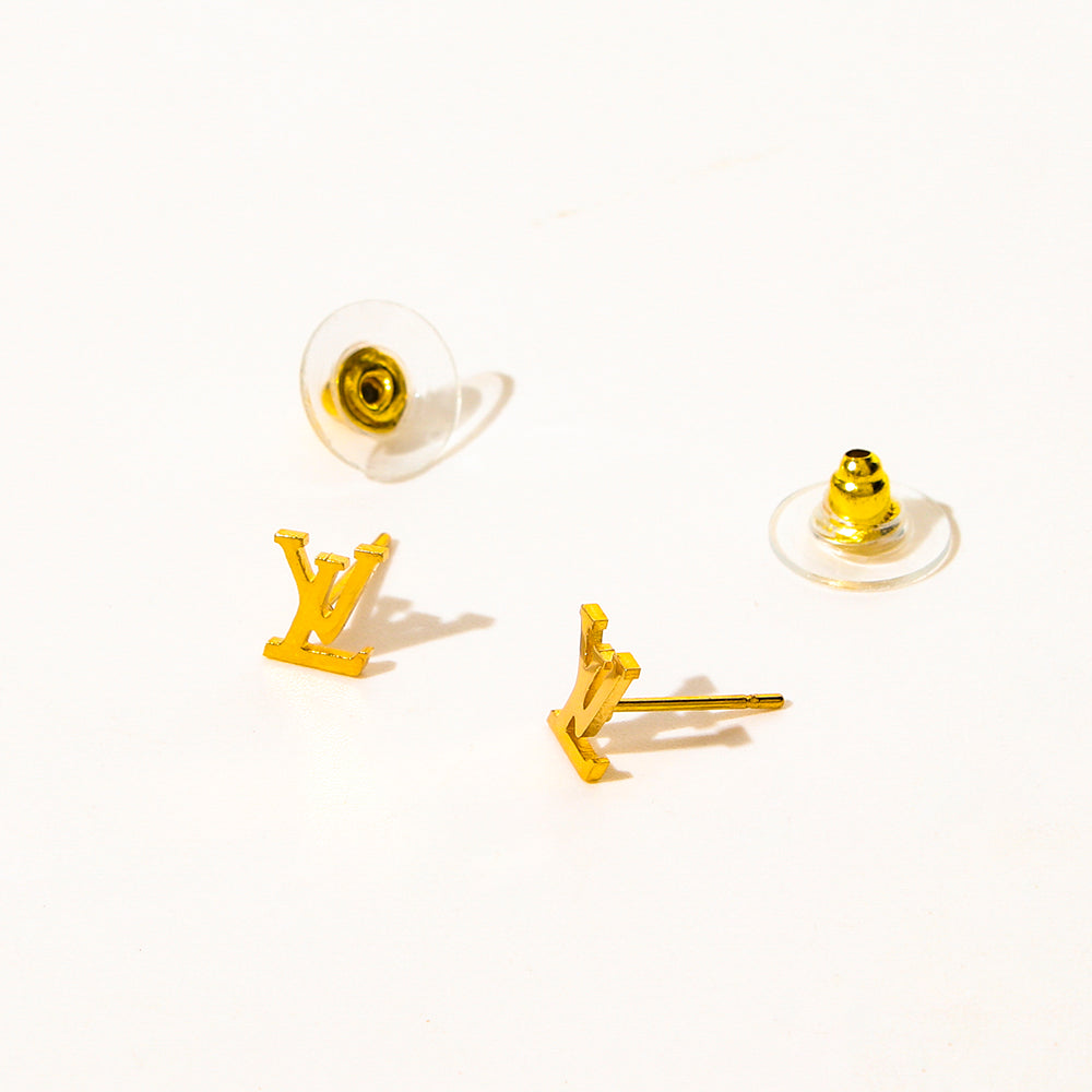 Mini pendientes clásicos