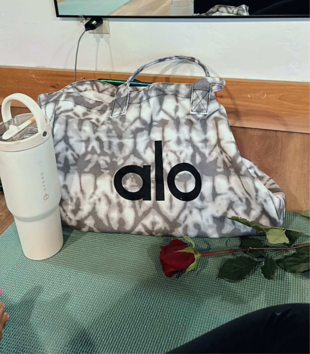 Girly AlOo bag