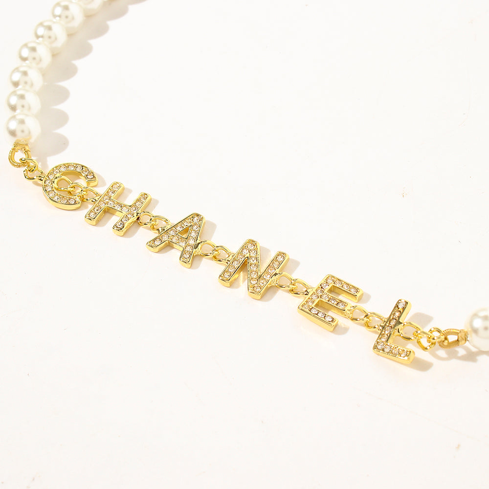 Mi vida necklace