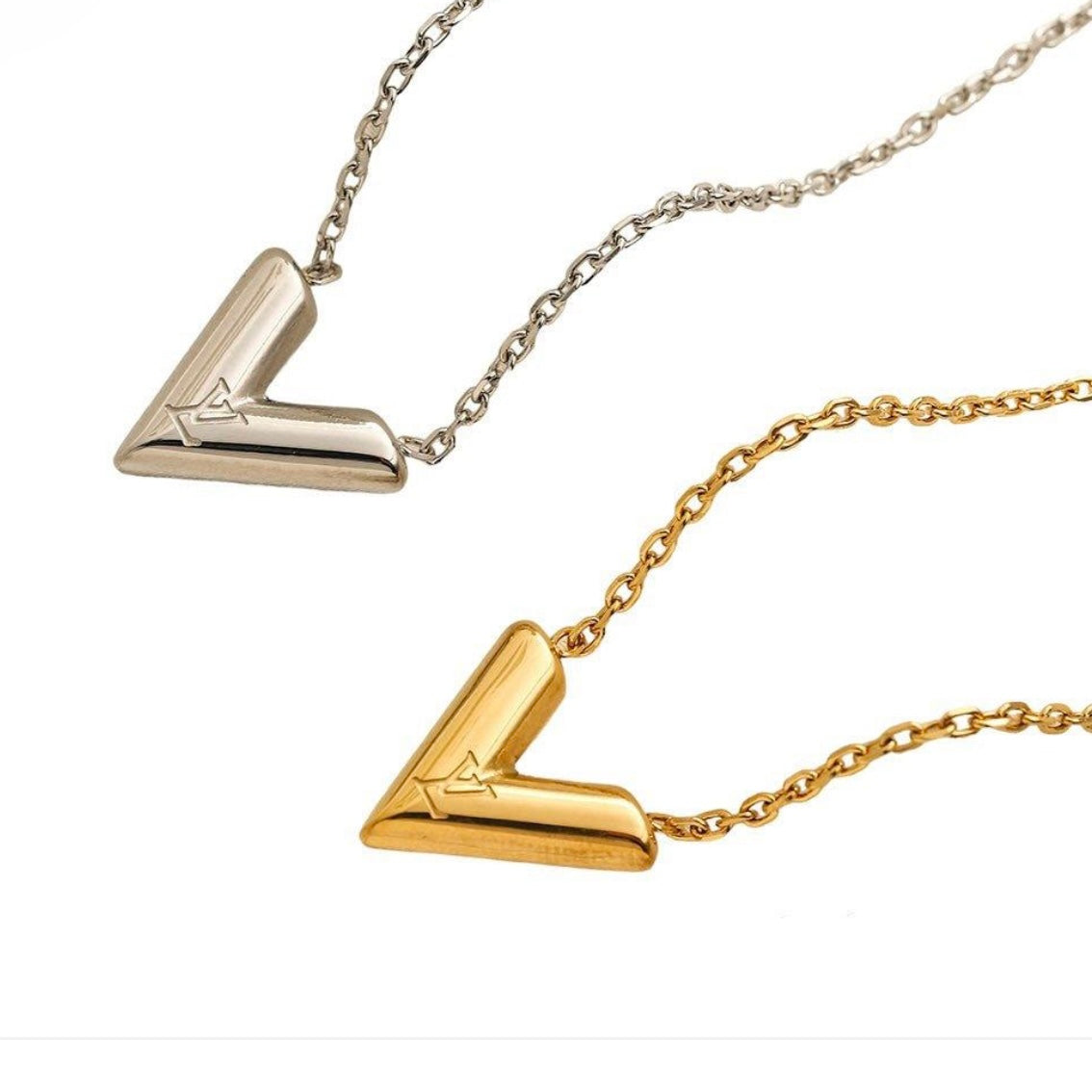 3 collares diferentes