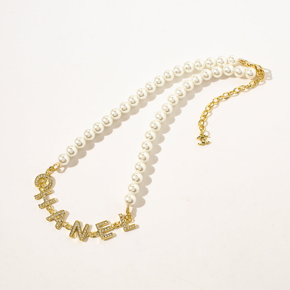 Mi vida necklace