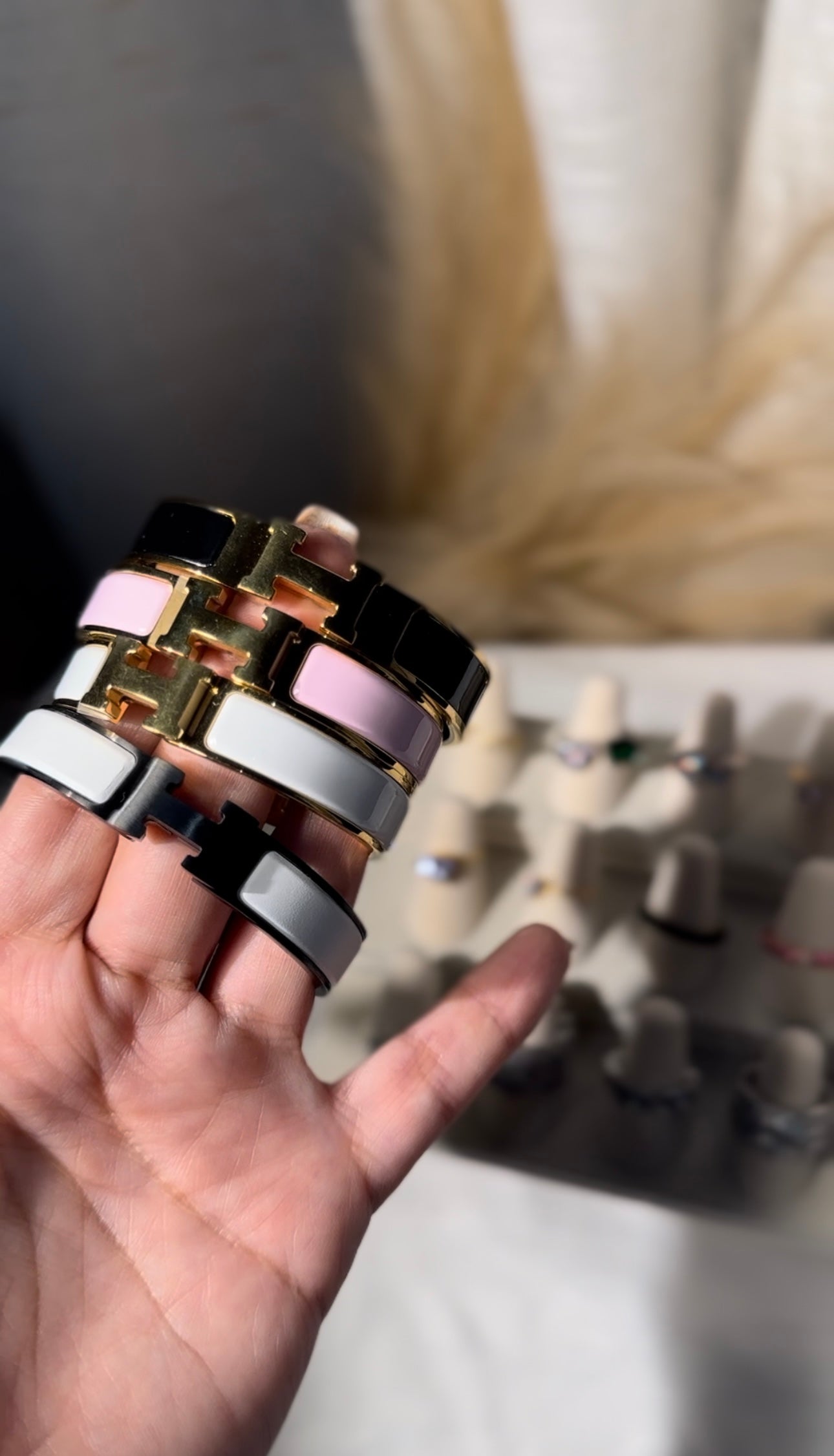 Las pulseras H