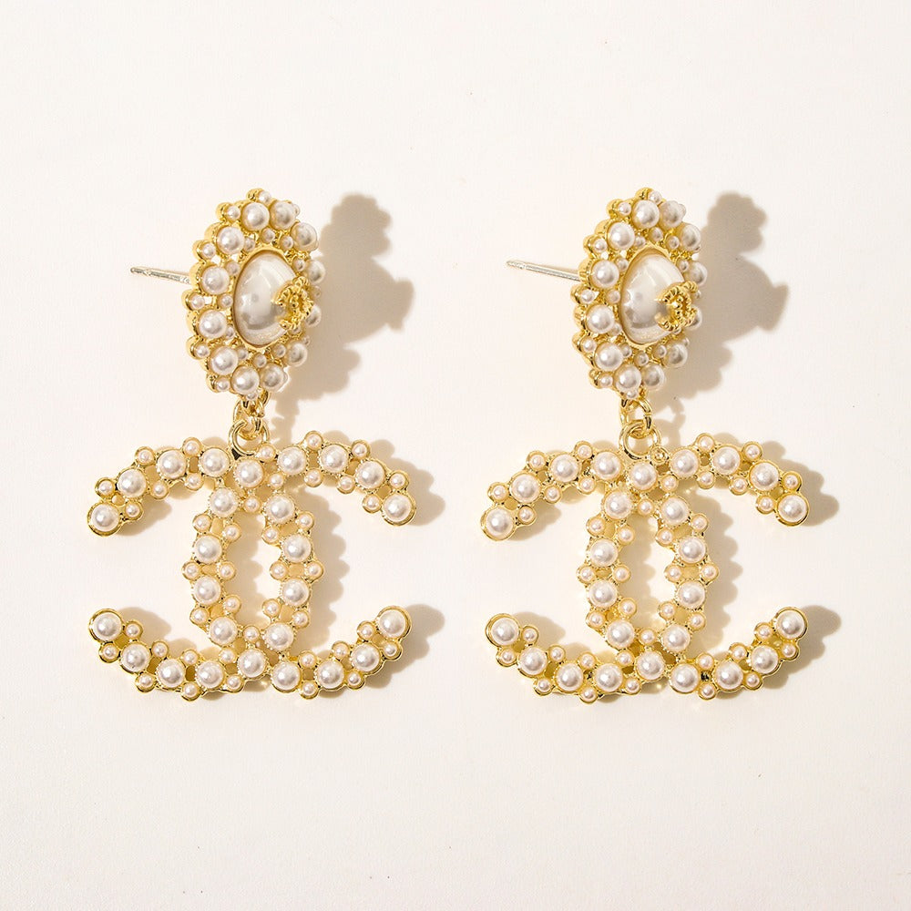 Pendientes elegantes también