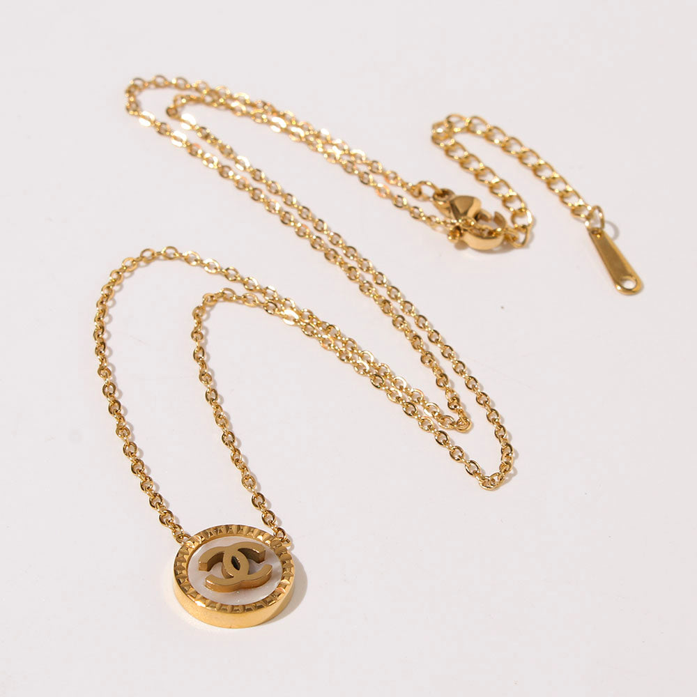 Collar C 4