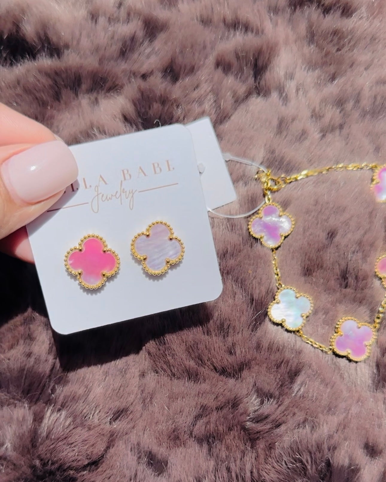 Pendientes de trébol de ensueño rosa