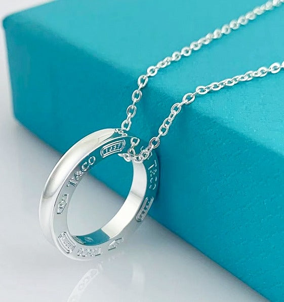Collar encantador