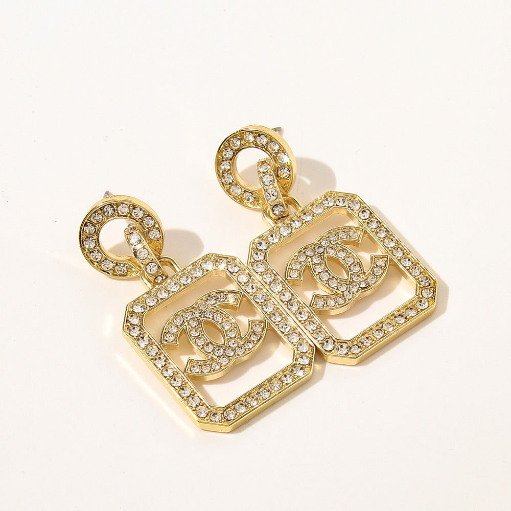 Pendientes preciosos