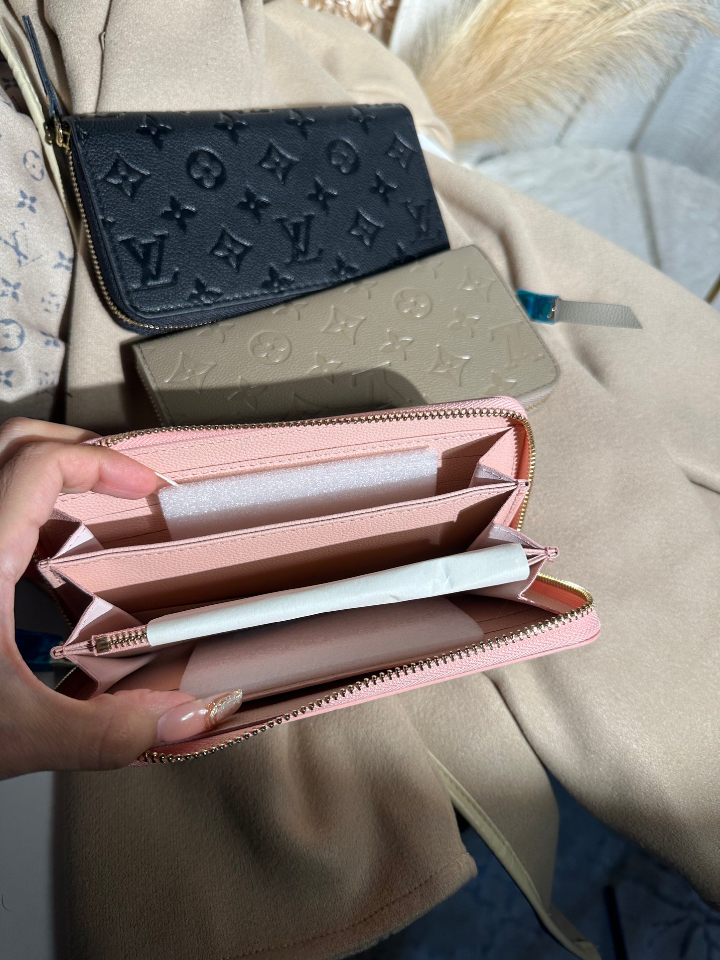 Daisy wallets
