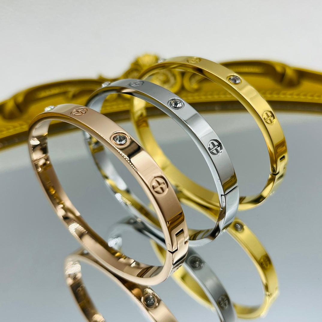 Pulsera de amor con 6 piedras