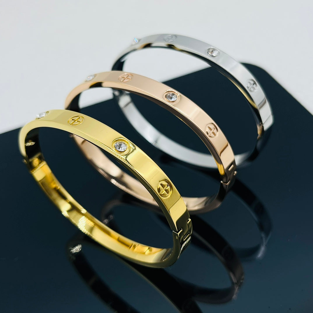 Pulsera de amor con 6 piedras