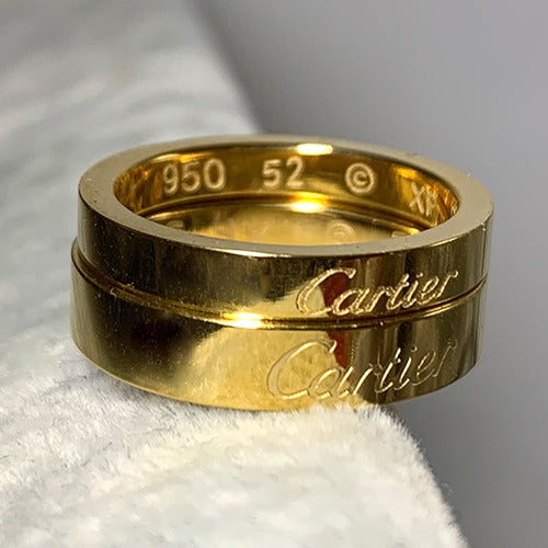 Signature ring