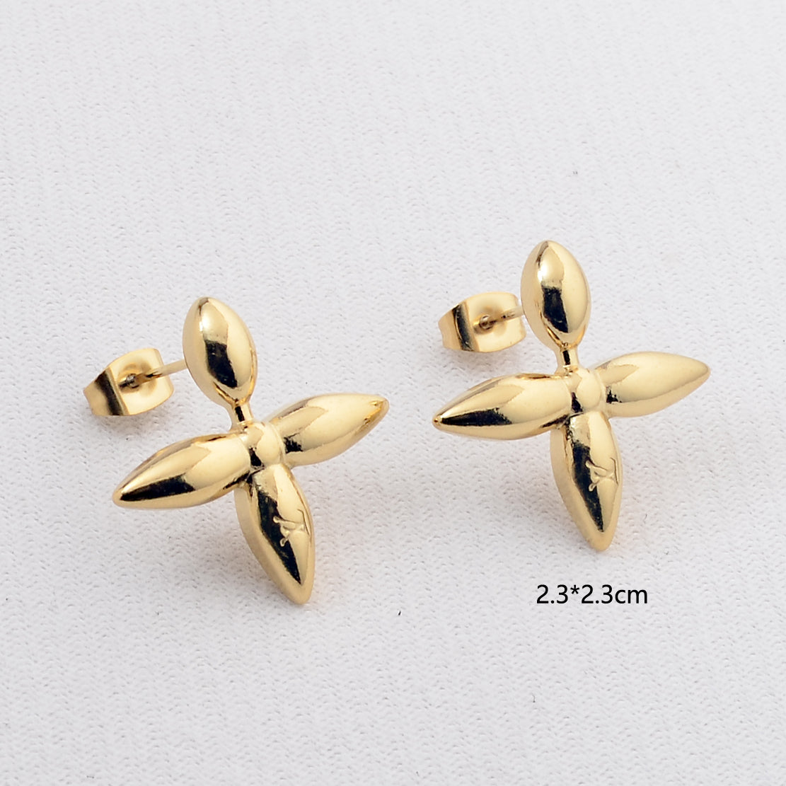 Jackie studs earrings ga