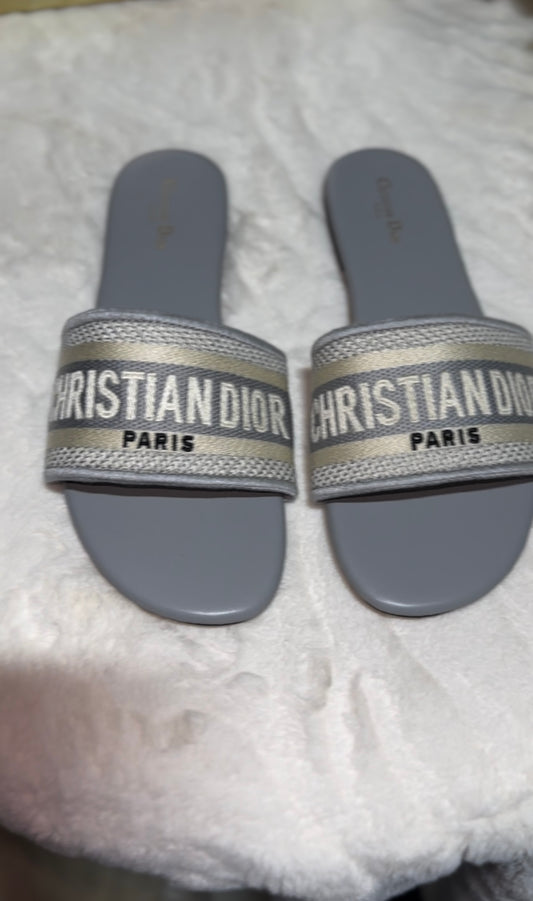 Gray babe sandal