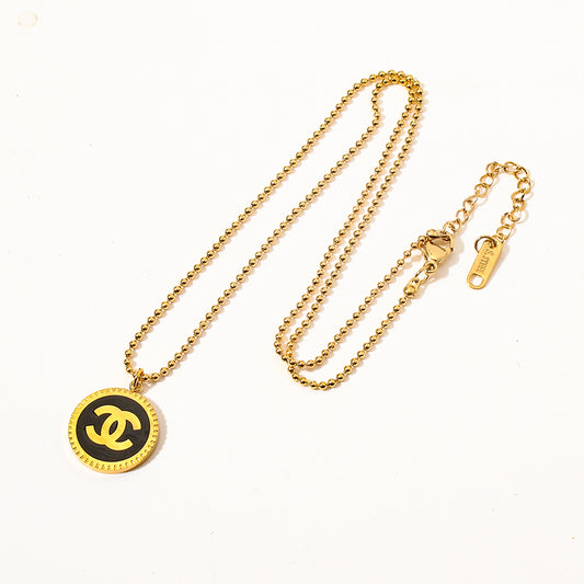 D 2 necklace