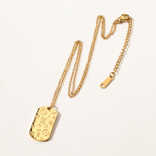 Dizzi necklace