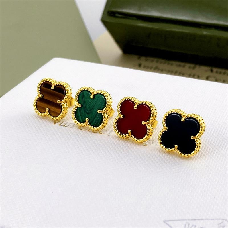 Clover girl earrings