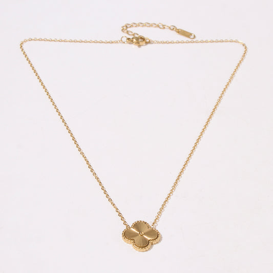 clover necklace gold and silver