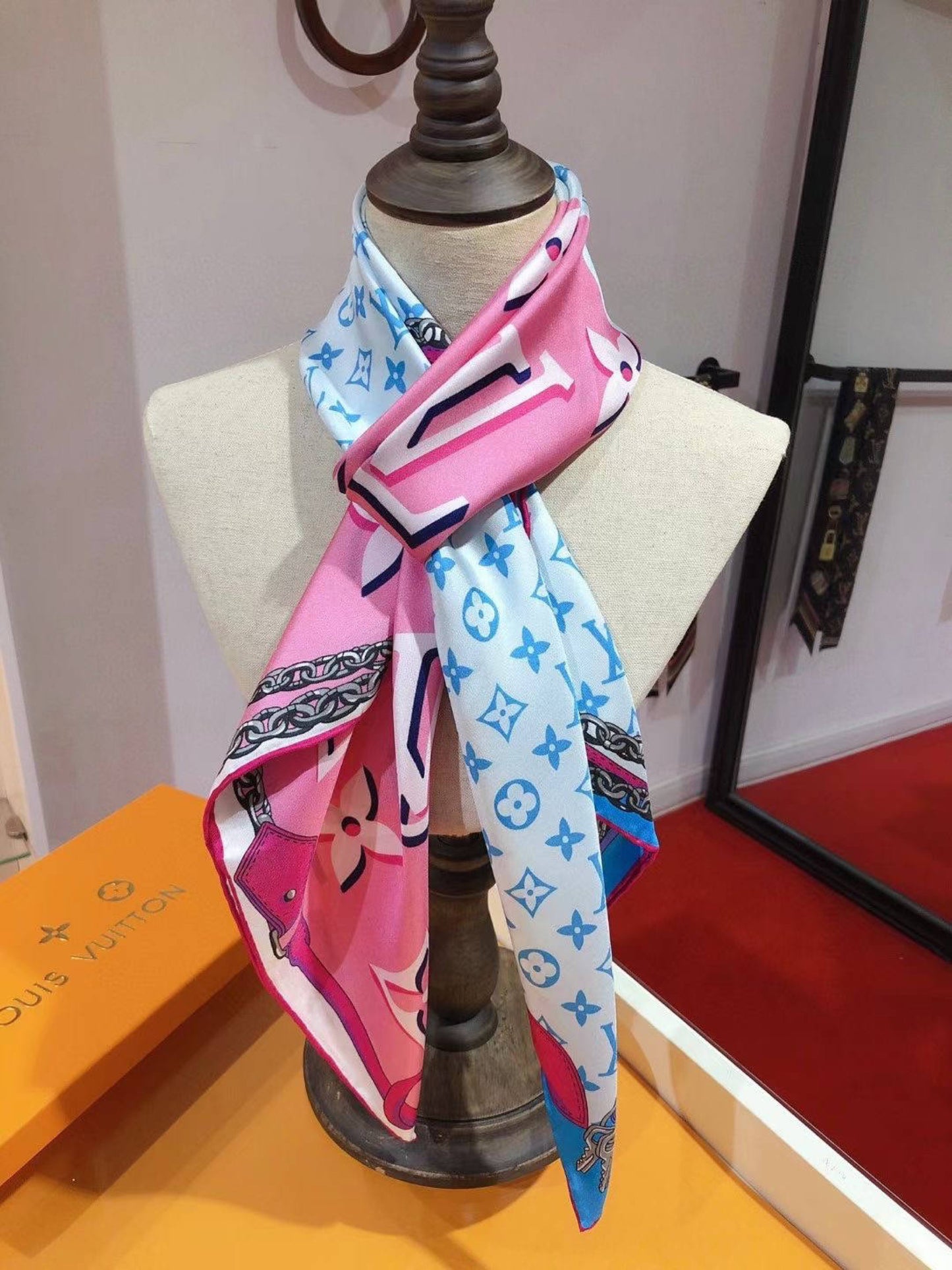 Azul y rose scarve