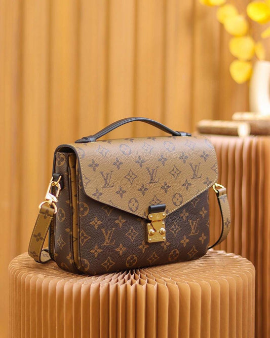 Christina bag