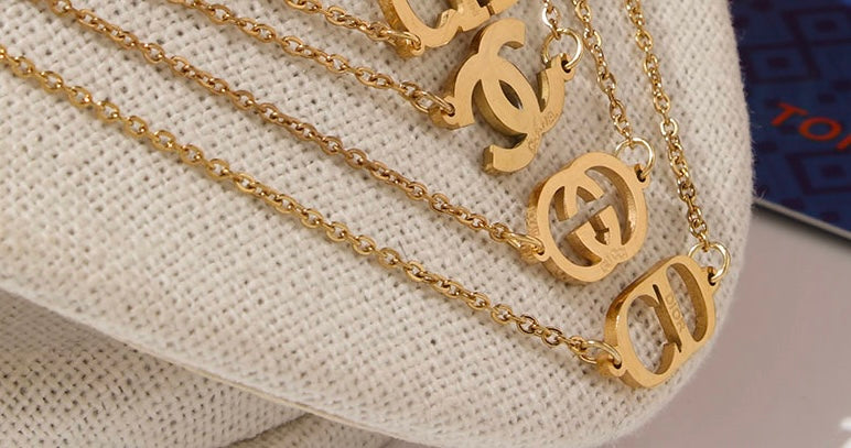 All or none necklace